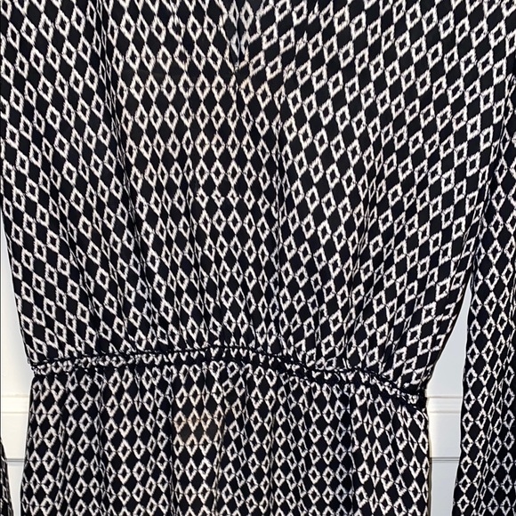 Max Studio Small Black White Geometric Shirt Dress - Picture 5 of 13